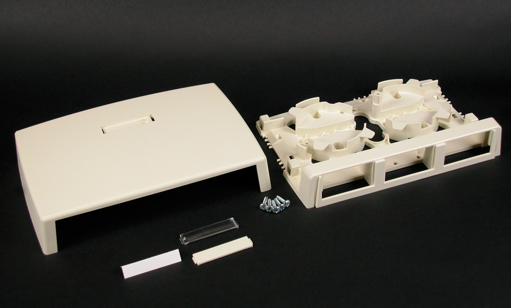 Three Insert Box 400/800/2300 Three Insert Multimedia Box Fitting – Solis Electric Supply