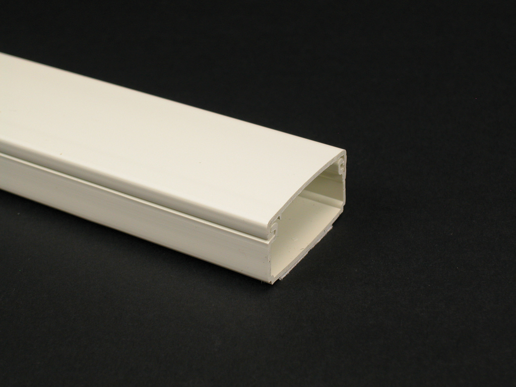 Eclipse PN03 Latching Raceway Fitting – Solis Electric Supply